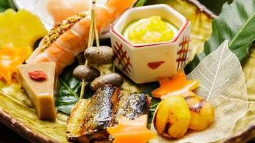 食事・飲み物 / 12