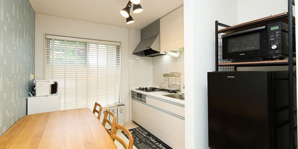 客室内のダイニングエリア