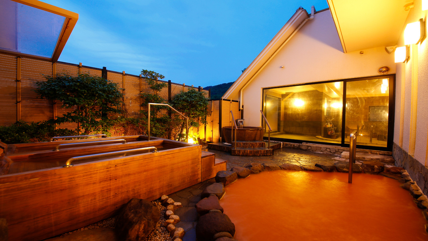 夕暮れの展望露天風呂が絶景の宿3488249