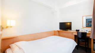 スモールダブルルーム 喫煙可