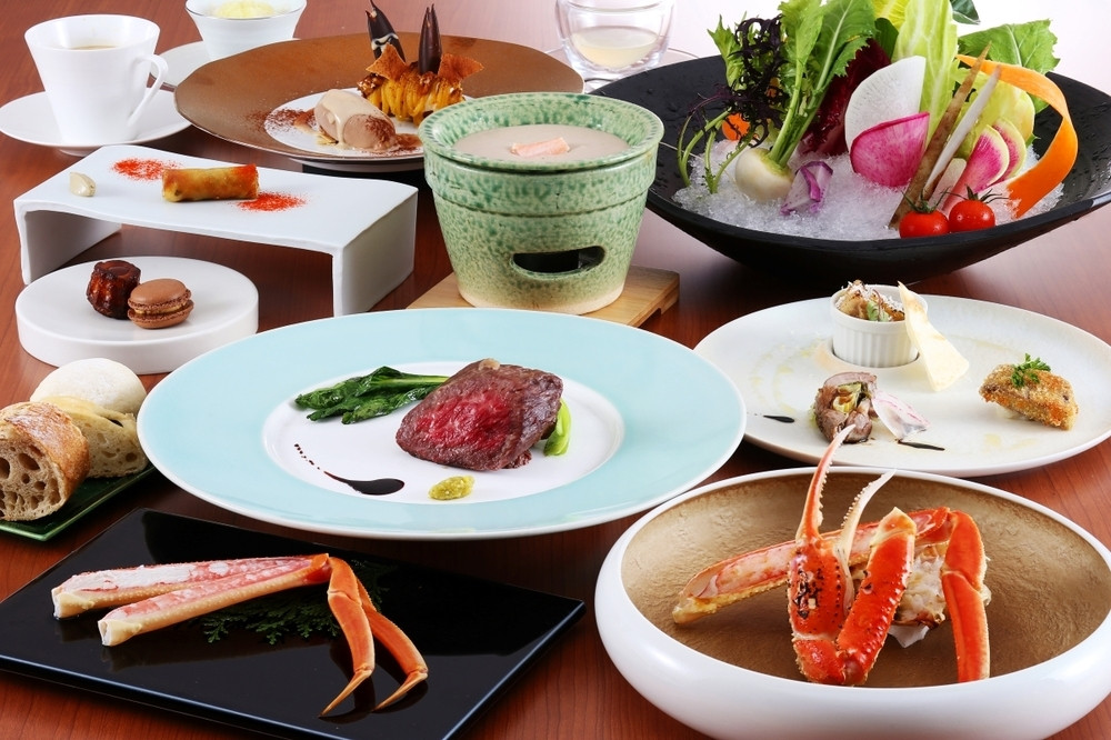 「西村屋ホテル招月庭 レストランRicca」 料理 234284624 ズワイ蟹と但馬牛コースコース（一例）