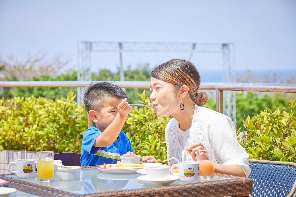 朝食