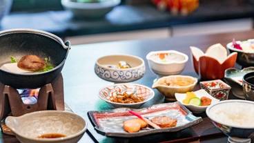 食事・飲み物 / 4