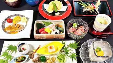 食事・飲み物 / 24