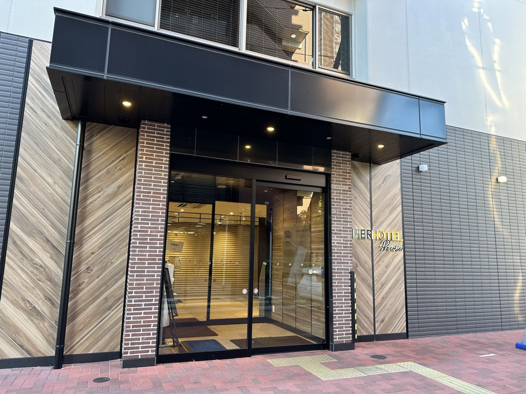 ホテルのエントランス