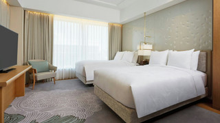 エグゼクティブ スイート ダブルベッド 2 台