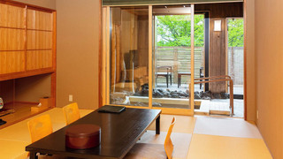 数奇屋風客室｢朝霧｣~ツイン~[檜風呂] (チェックイン18時まで)