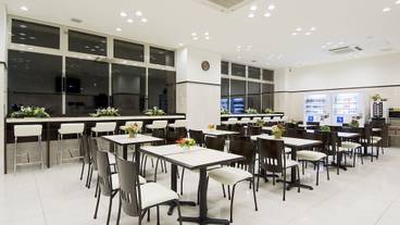 朝食スペース / 3