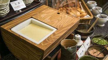 食事・飲み物 / 12