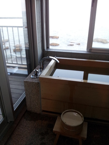 「里海邸　」 内観 32982936 部屋付半露天風呂