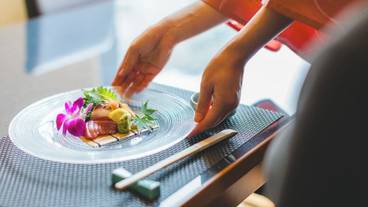 食事・飲み物 / 1