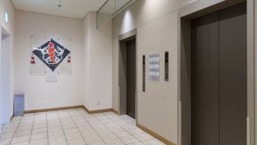 エレベーター / 1