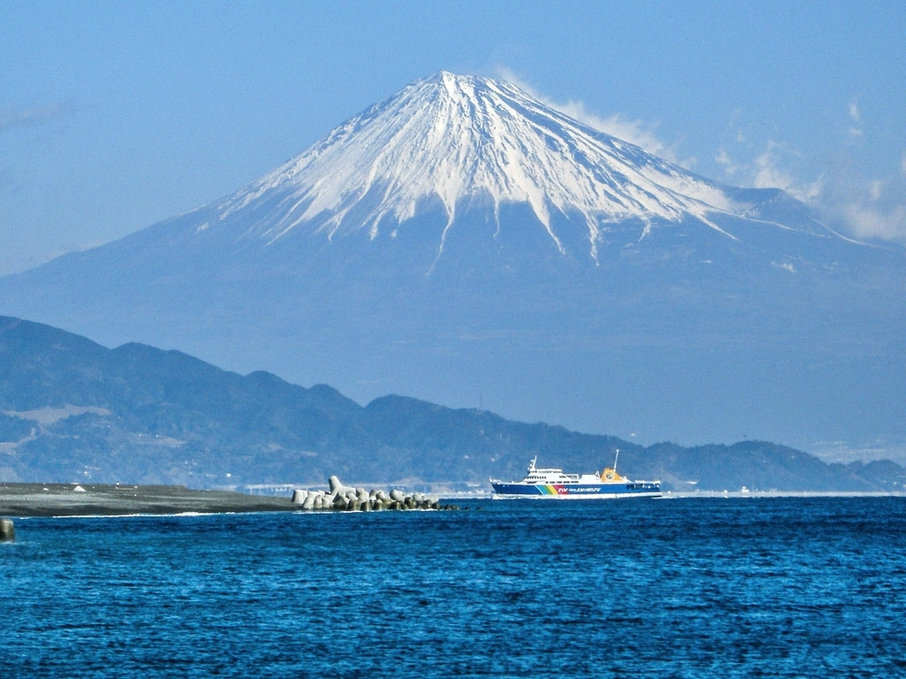 駿河湾に浮かぶ富士山は絶景！3347436