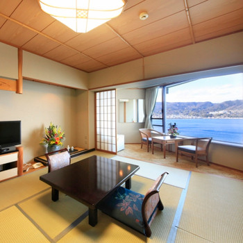 「お魚風呂」とサウナで疲れを一掃！海のそばでのんびりできるリゾート4036587