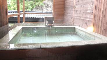 屋外スパ浴槽 / 3