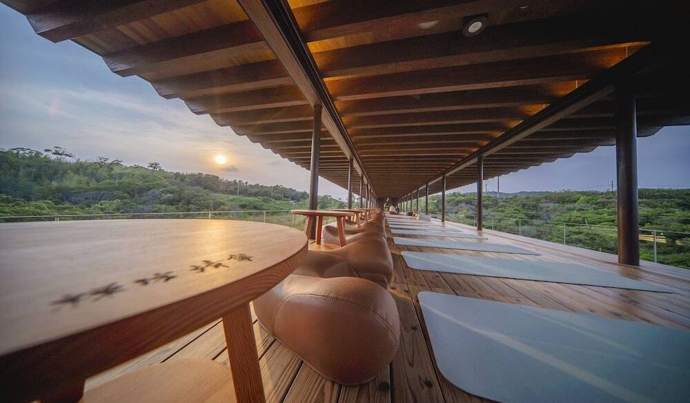 宙に浮いている感覚になるデッキ / 1