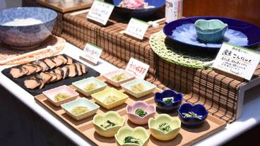 朝食スペース / 6