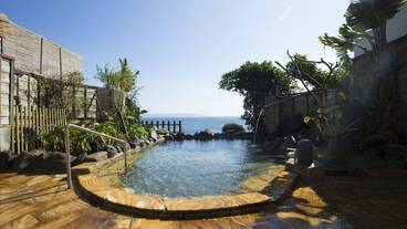 屋内スパ浴槽 / 3