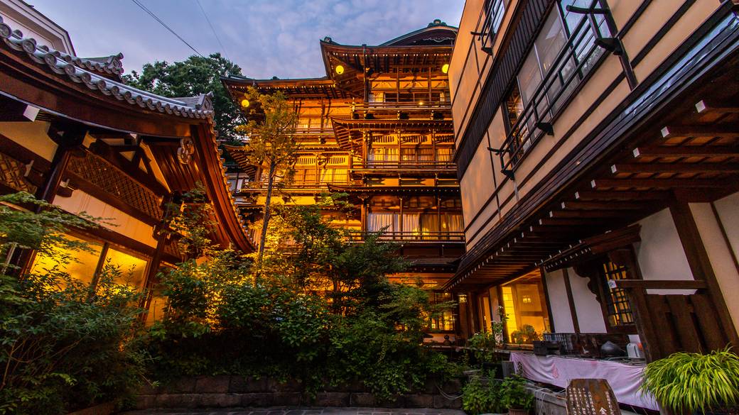 夜の雰囲気はより一層素敵 / 1