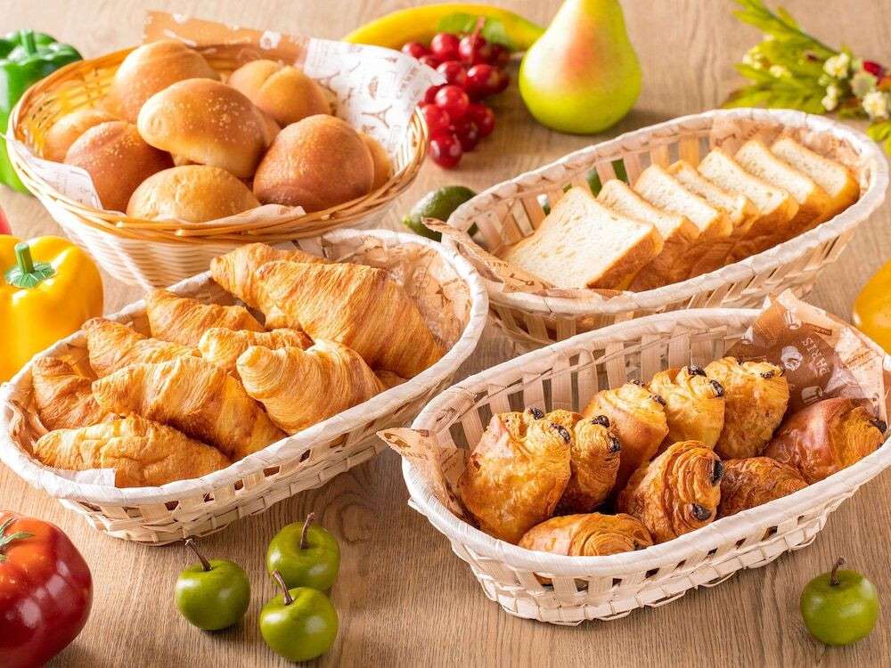 朝食ビュッフェ パン