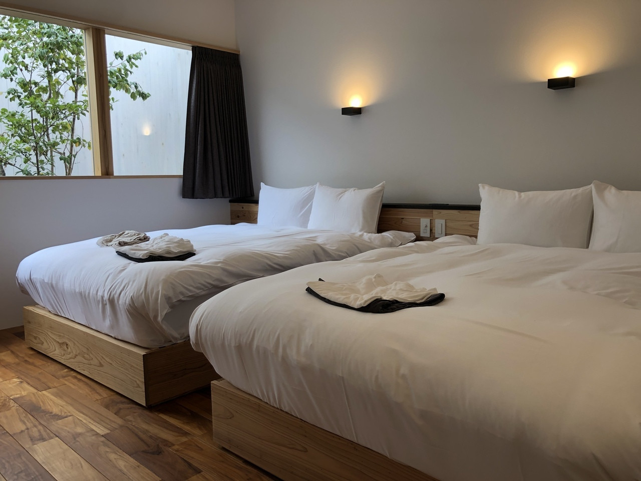 5.建築美と素材のよさを味わえる「湯の山素粋居」3846226