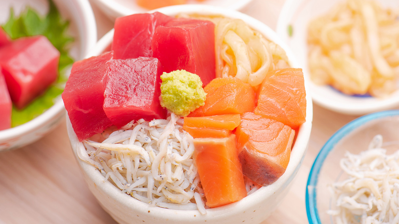 絵本の豊富な温泉図書館も！朝夕のバイキングにも注目のホテル4277869