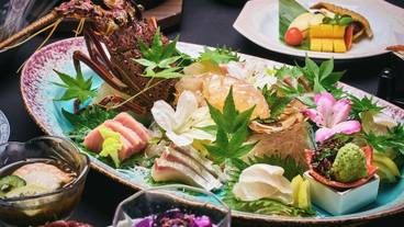 食事・飲み物 / 10