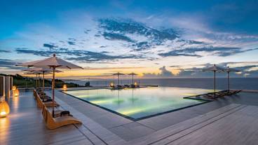 夕方のインフィニティプール / 5