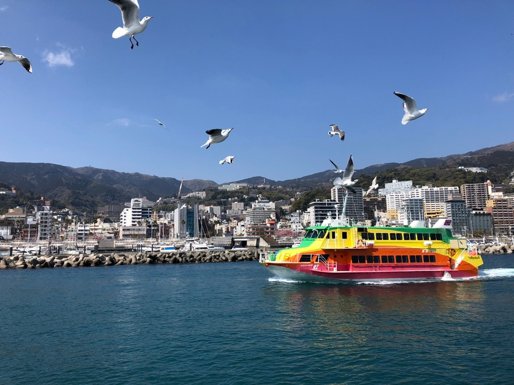 初島と熱海港周辺の宿泊施設をそれぞれご紹介♪4055239