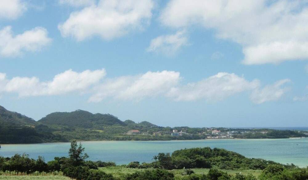 名蔵ヴィレッジ目の前の海 / 2