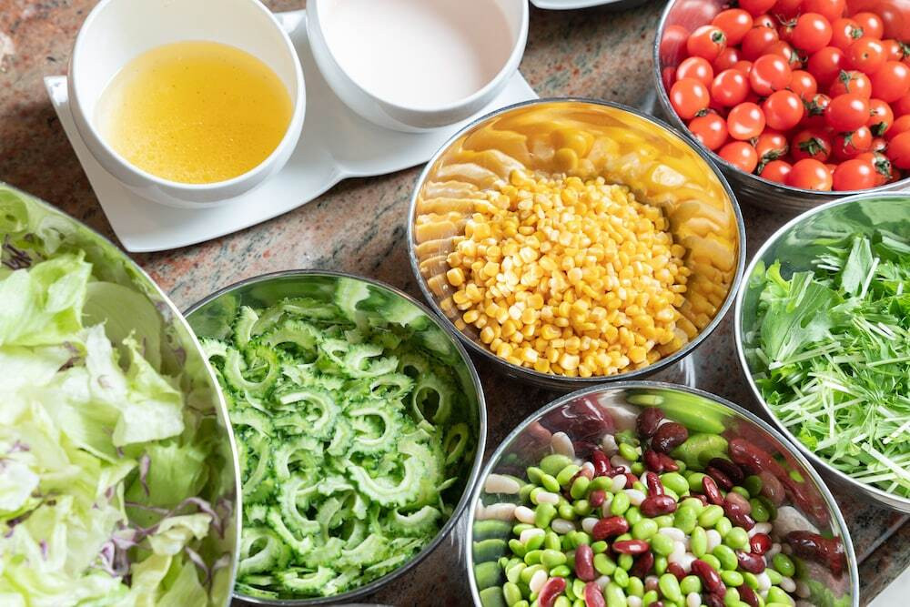 朝食ビュッフェ サラダ