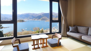 洋室+畳スペース·13歳以上宿泊可能 (ラウンジ利用付) 禁煙