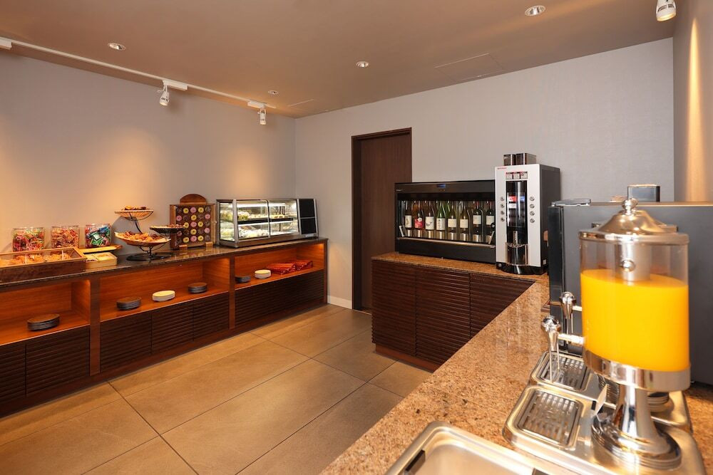 ロビーラウンジ