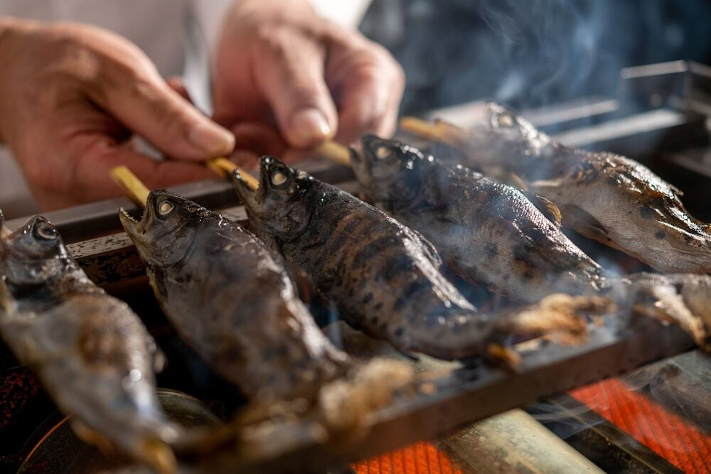 夕食／ヤマメの塩焼き