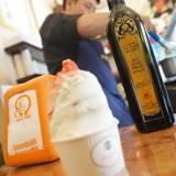 ジェラテリア イタリアーナ ラ・ジョストラ（ジェラテリアイタリアーナラジョストラ）