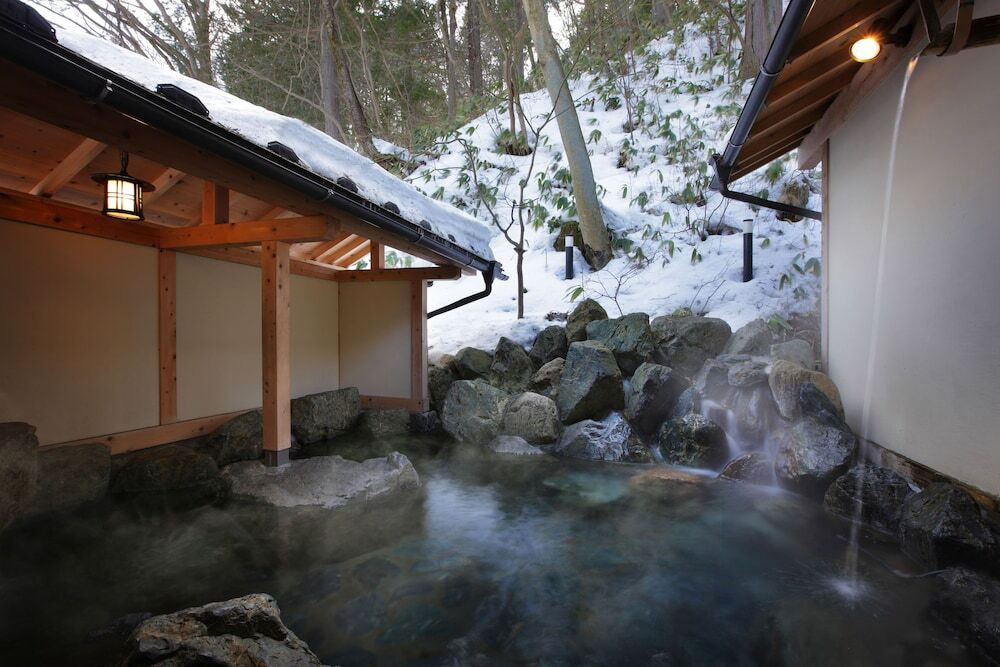 庭園露天風呂(冬)