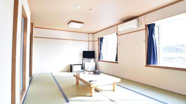 客室 / 5