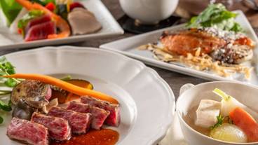 食事・飲み物 / 1