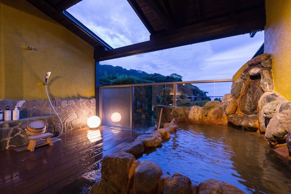 展望露天風呂付きキングサイズベッドルーム②