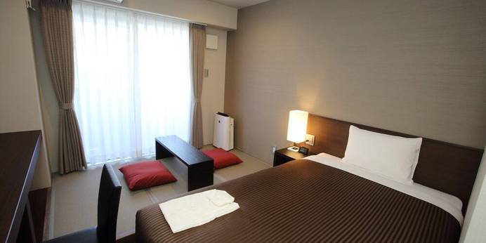 HOTEL Biwakoスリーゼ（ホテル琵琶湖スリーゼ）（滋賀県 ビジネスホテル） / 1