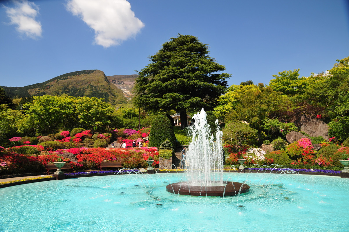 箱根 強羅 月の泉（ハコネ ゴウラ ツキノイズミ） / 1