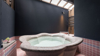 房総の花と海を感じる半露天風呂付和洋室 [汐華/102]