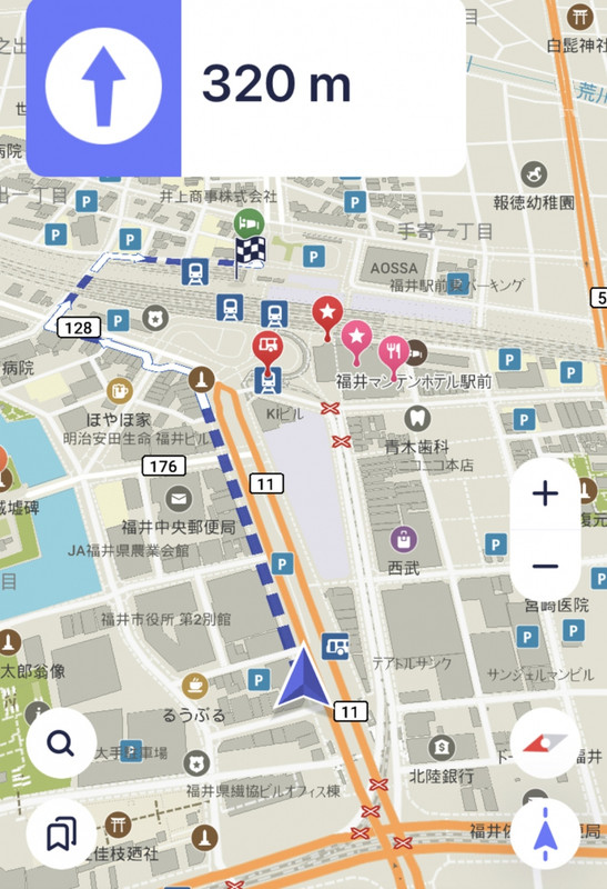 駅周りは大規模工事中