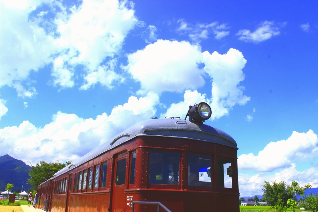 自然もアートも欲張りに！「安曇野ちひろ美術館」で気ままな一人さんぽ。3702174