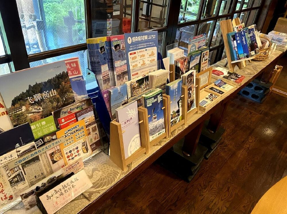 コンシェルジュ デスク