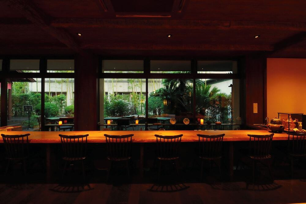 ロビーラウンジ