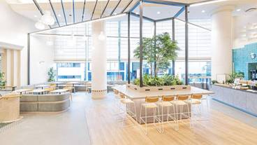 ロビーラウンジ / 18