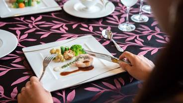 食事・飲み物 / 10