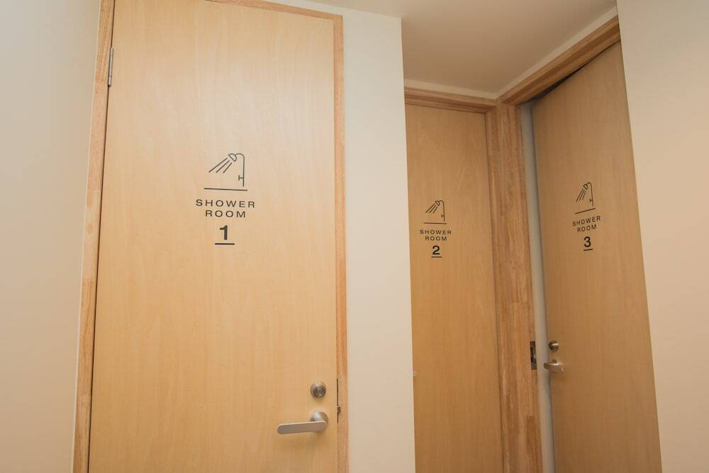 バスルームのシャワー