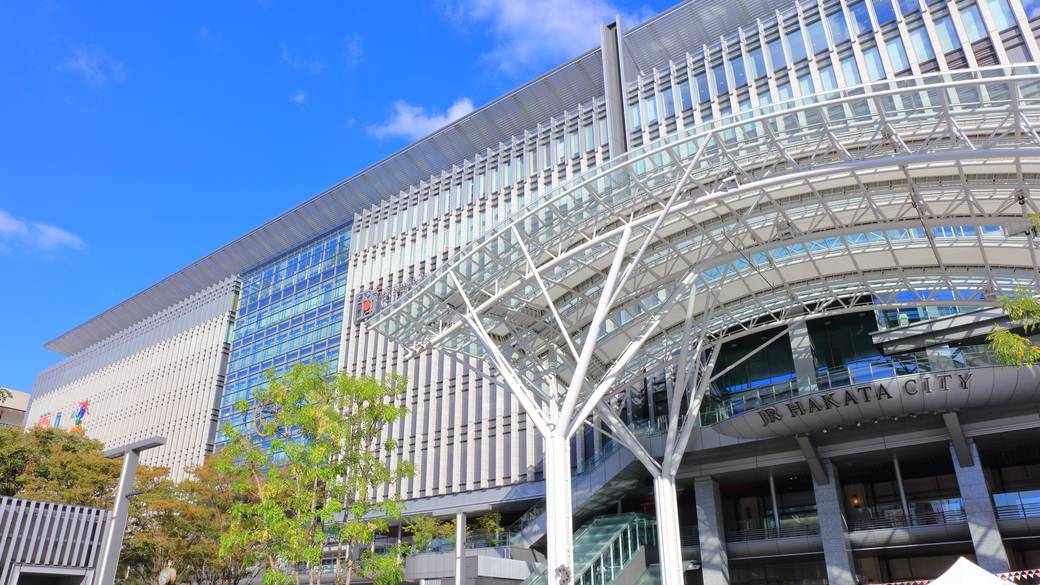 博多駅　宿まで徒歩約3分 / 5